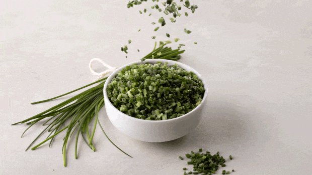 Chives Motion ezgif.com optimize