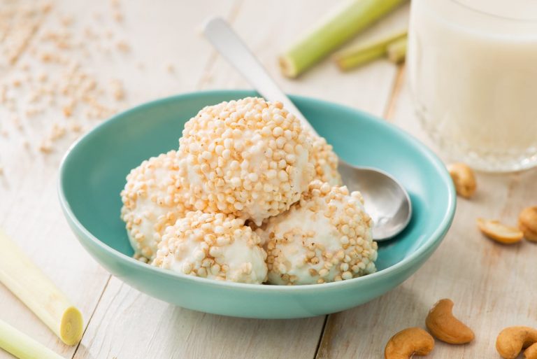 lemon-grass-ice-cream-rolled-in-puffed-quinoa-and-roasted-cashew-milk_compressed