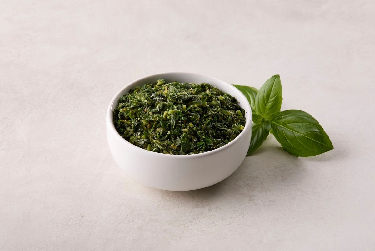 IQF Basil Blanched Small